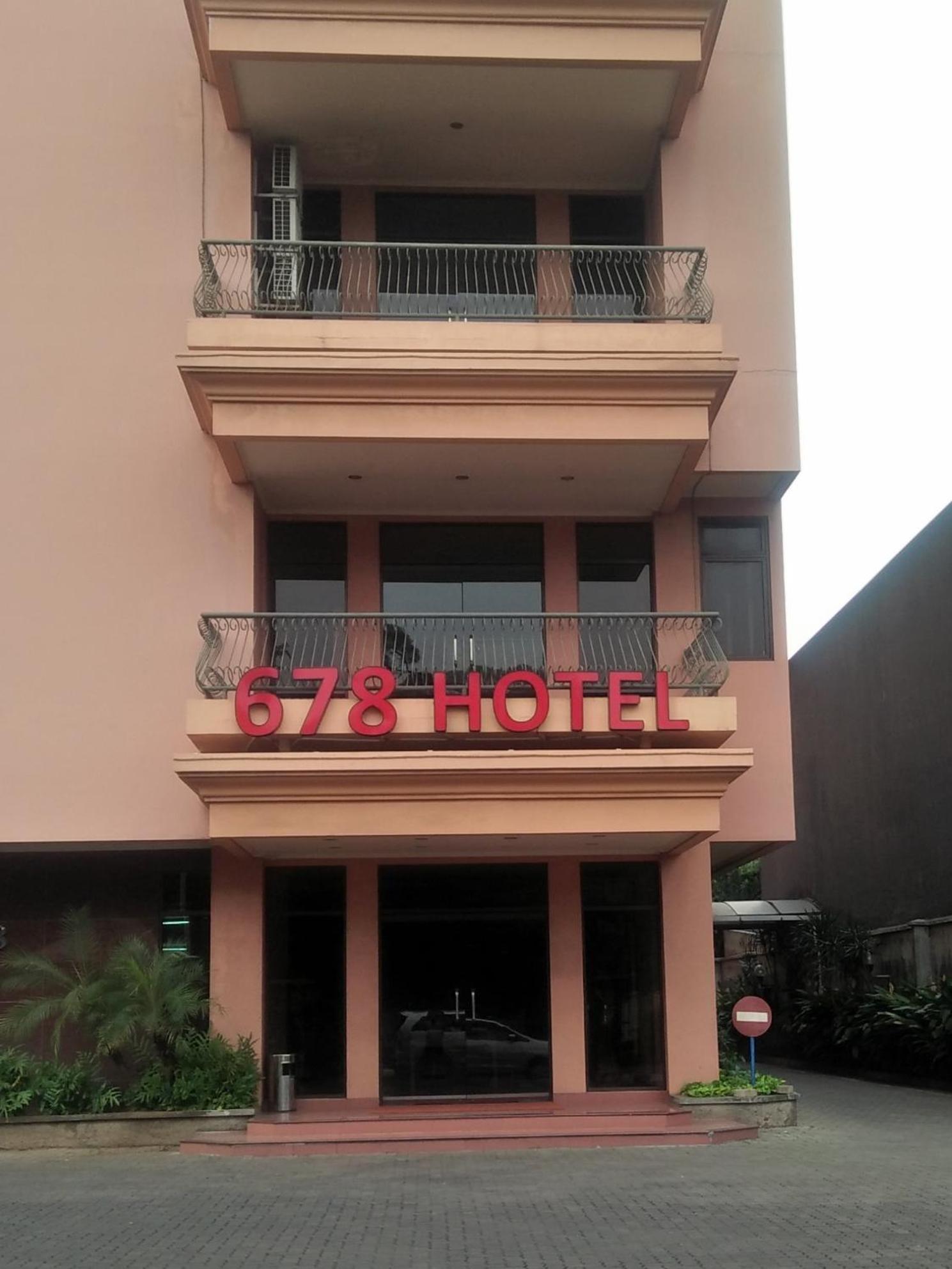 Hotel 678 Kemang Powered By Cocotel Jacarta Exterior foto